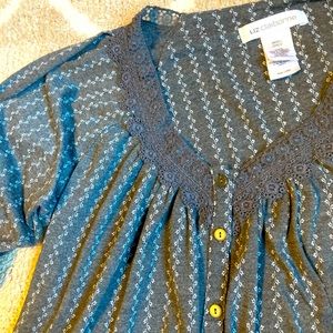 Liz Claiborne Pajama Top Long Sleeve Size Small with Lace Detail